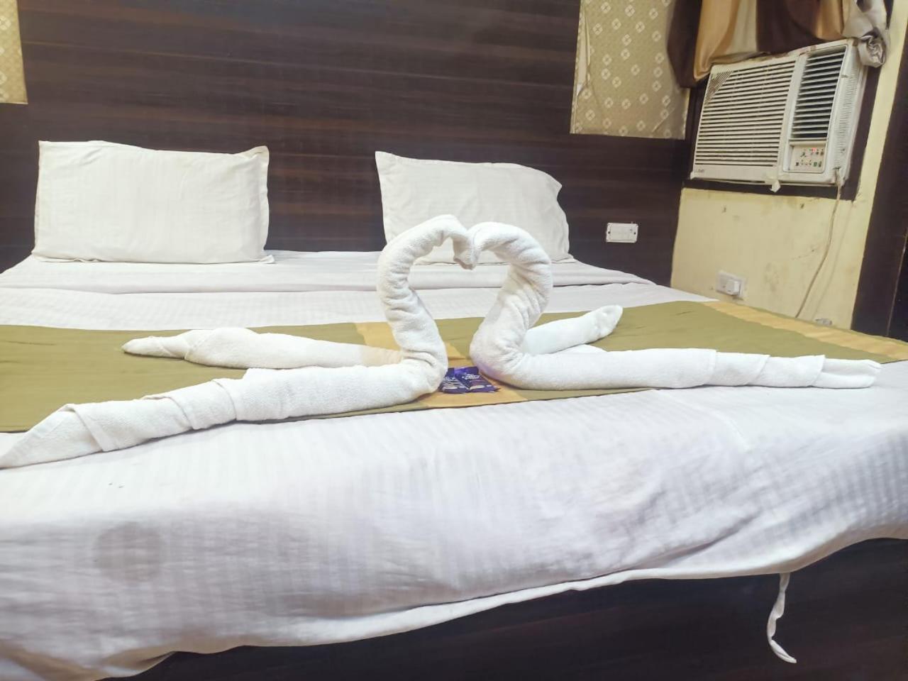 Hotel Park Avenue Lucknow Exterior foto