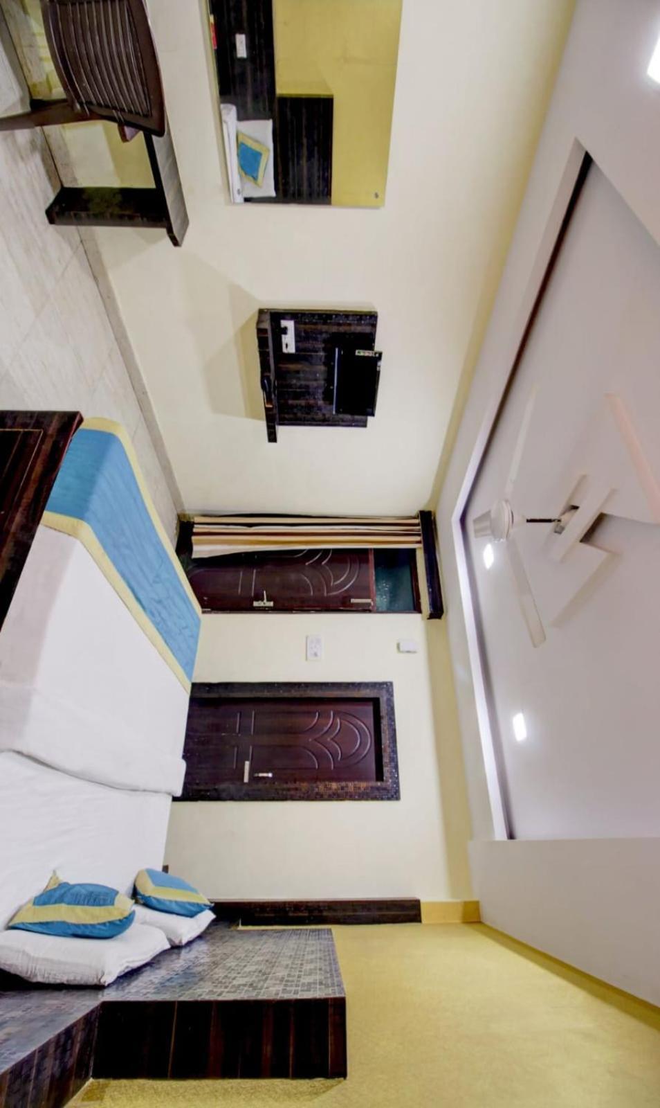 Hotel Park Avenue Lucknow Exterior foto