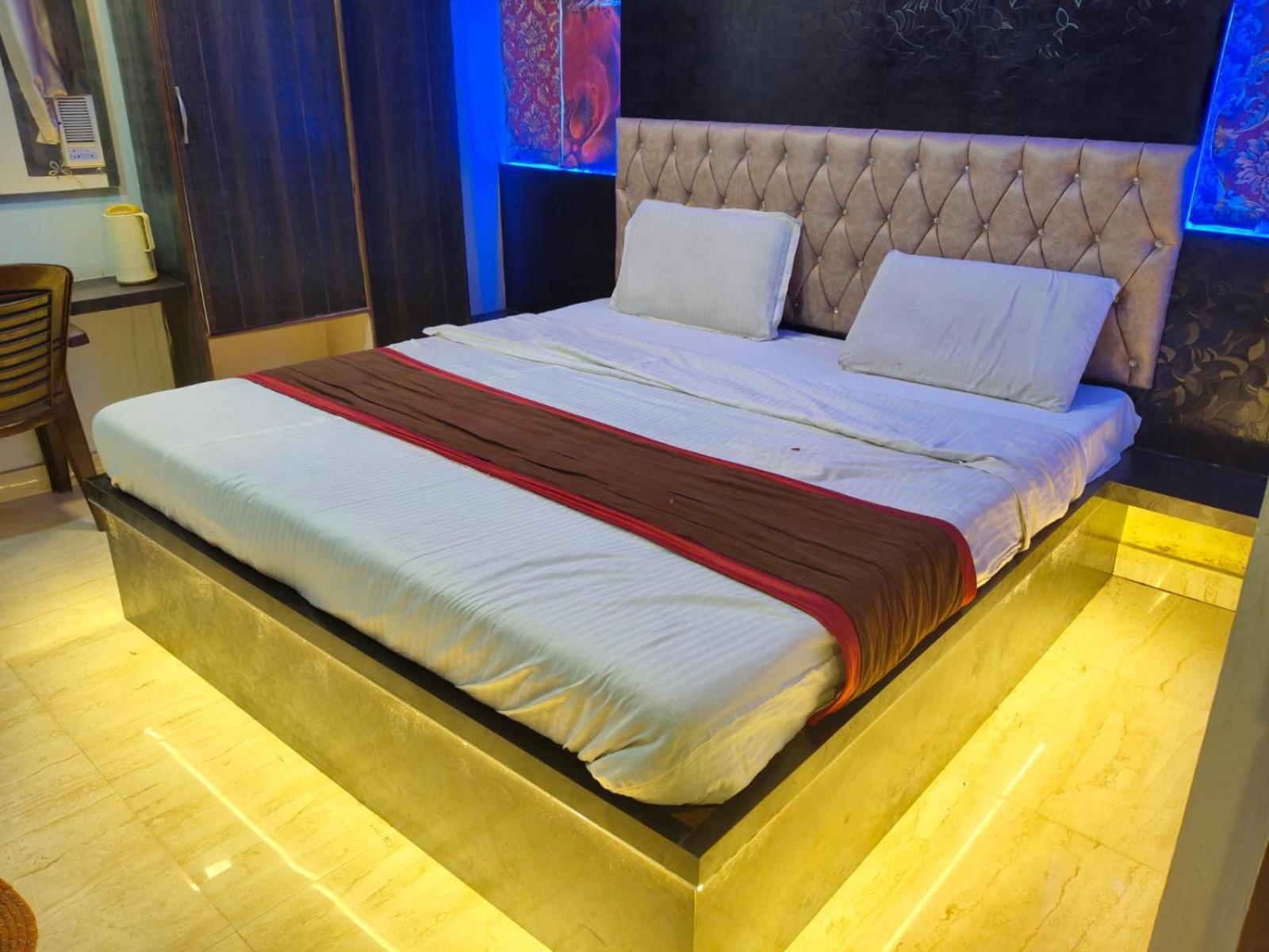 Hotel Park Avenue Lucknow Exterior foto